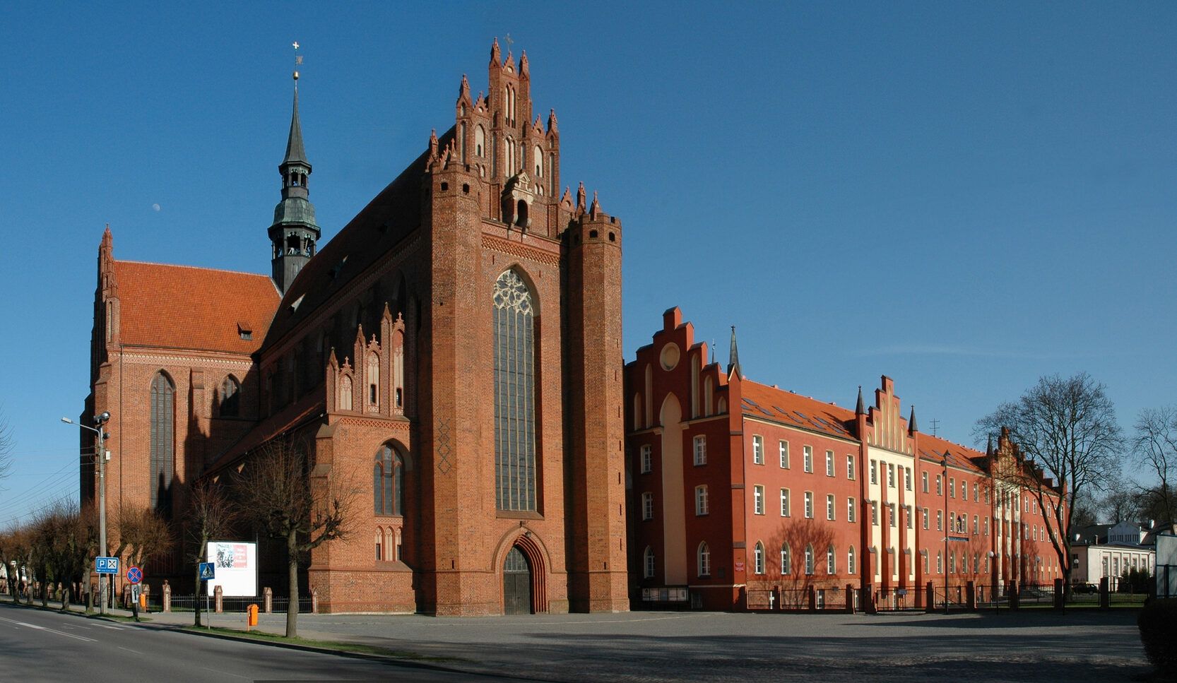 Filmowa seria Radia Głos o Bazylice Katedralnej w Pelplinie