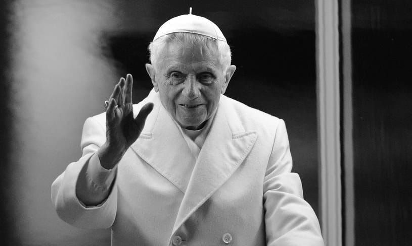ZMARŁ PAPIEŻ SENIOR BENEDYKT XVI
