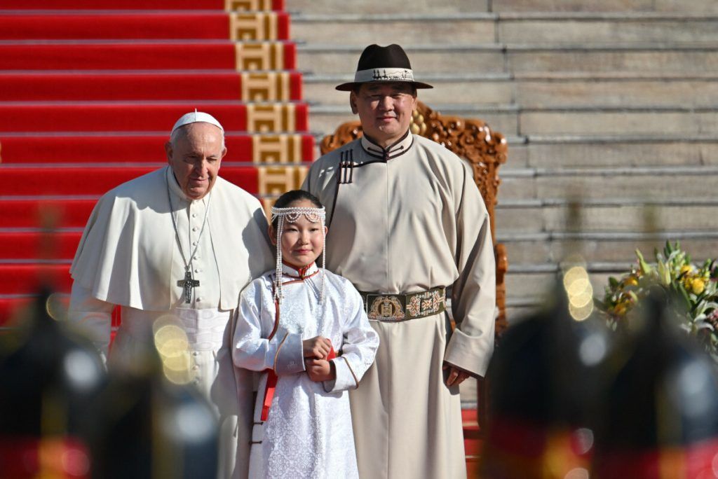 Papież Franciszek w Mongolii – rozpoczęła się historyczna wizyta