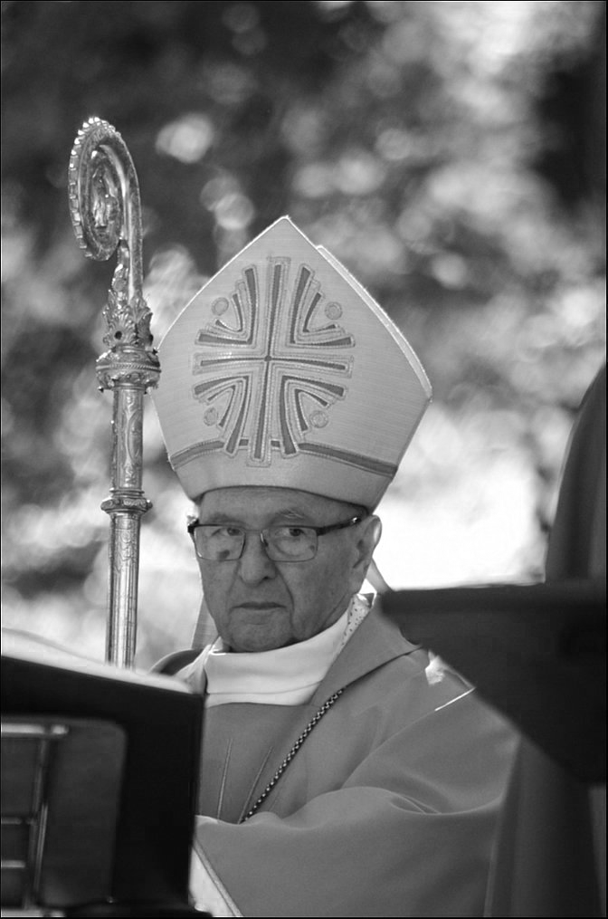 Zmarł biskup senior Piotr Krupa