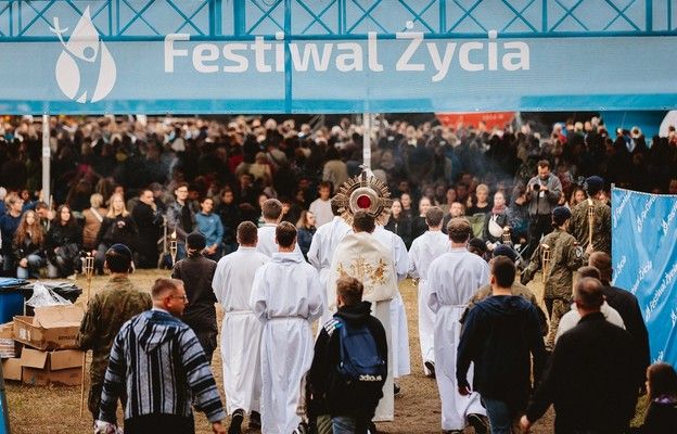 Festiwal Życia w Kokotku - „Pan jest pasterzem moim” w wersji techno i głębokie duchowe przeżycia + zdjęcia