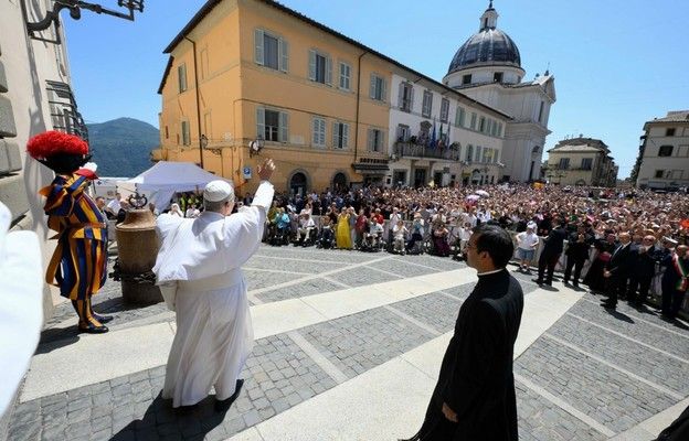 Watykan/ Papież Leon XIV wprowadził nowy zwyczaj: wtorki w Castel Gandolfo