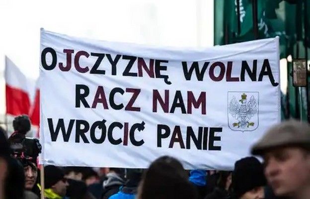 Bp Krzysztof Włodarczyk: Ojczyzna potrzebuje ludzi uczciwych i wiernych ideałom