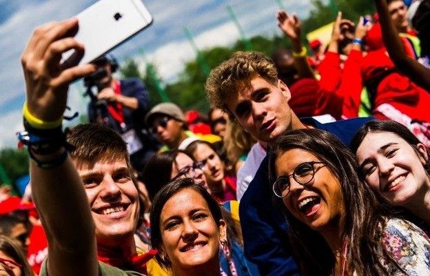 Nauczanie papieskie wpływa na wiarę młodych