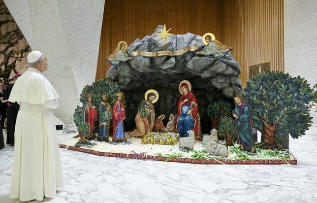 Papież o szopce w Watykanie i przeciw antysemityzmowi