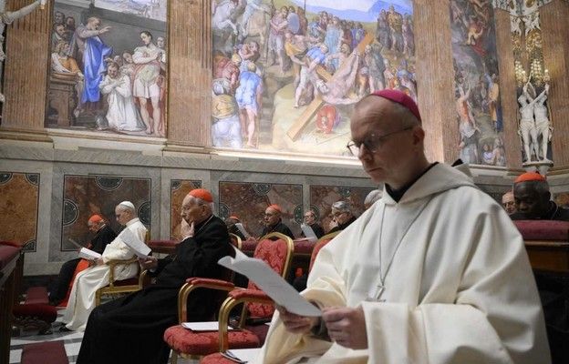 Bp Varden na rekolekcjach dla Papieża o walce duchowej i pokoju + ZDJĘCIA