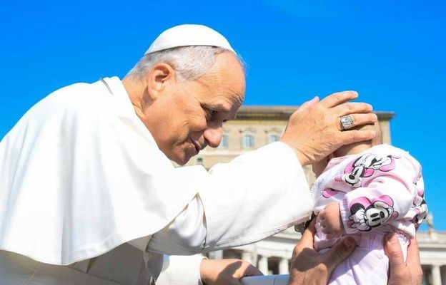 Papież zachęca Polaków do ochrony życia od poczęcia do naturalnego kresu