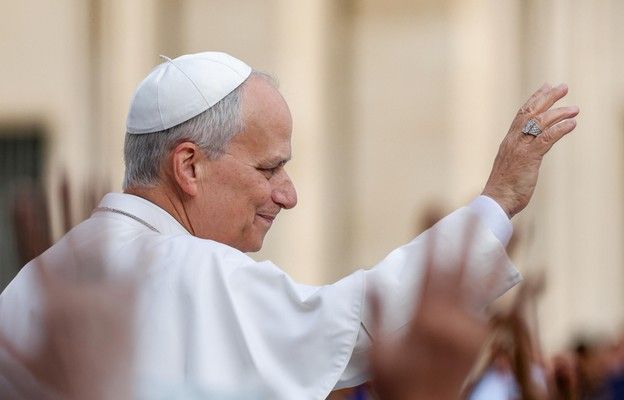Leon XIV: Kościół musi słuchać rodzin i szukać nowych dróg duszpasterstwa